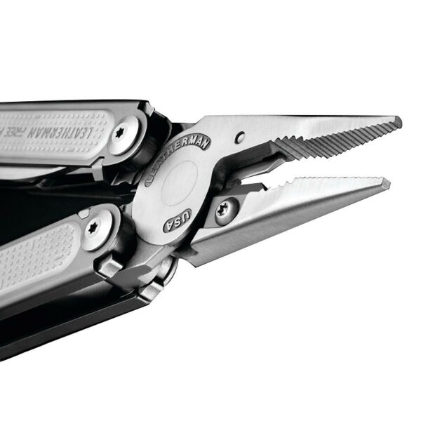 Leatherman Free P4 Multi Tool